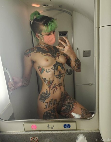 Foto di nudo di fuga di OnlyFans di Little Spittle