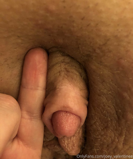 Foto di nudo di fuga di OnlyFans di Joeyvalentinee