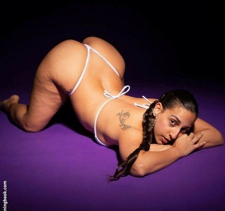 Foto di nudo di fuga di OnlyFans di Rachel Luna