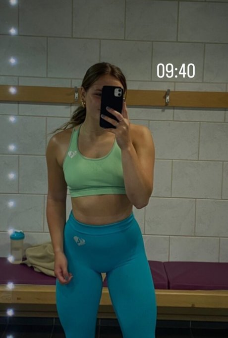 Lauren Lindsay