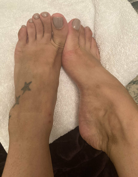 Foto di nudo di fuga di OnlyFans di Thedollybig