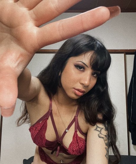 Foto di nudo di fuga di OnlyFans di Death Heartt