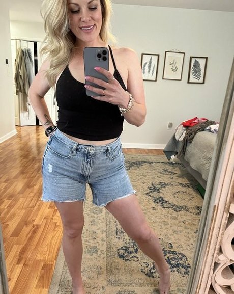 Foto di nudo di fuga di OnlyFans di Sofya Brooke