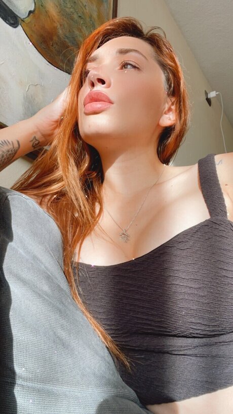 Foto di nudo di fuga di OnlyFans di Montserrat Dobud