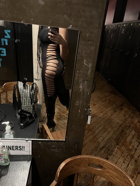 Foto di nudo di fuga di OnlyFans di Its Fortune