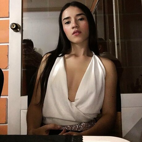 Foto di nudo di fuga di OnlyFans di Emmy