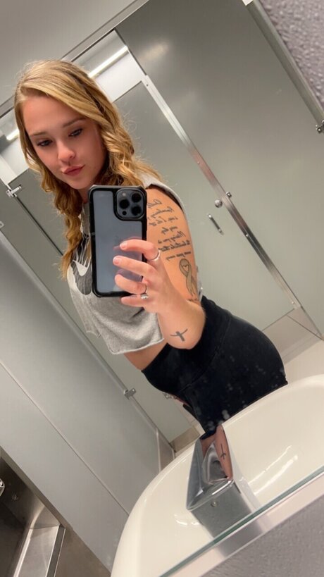 Ashley Kapalka