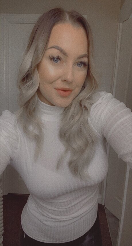 Nicholaxox