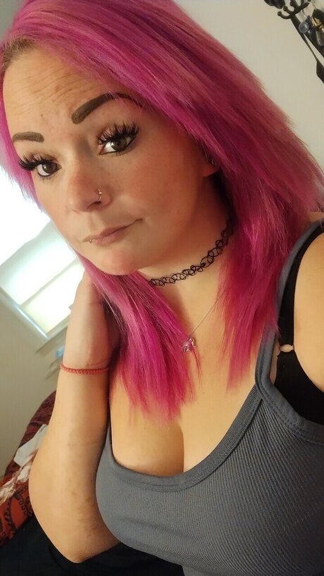 Foto di nudo di fuga di OnlyFans di Jade
