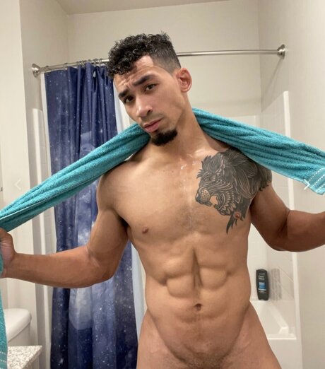 Foto di nudo di fuga di OnlyFans di Curious G
