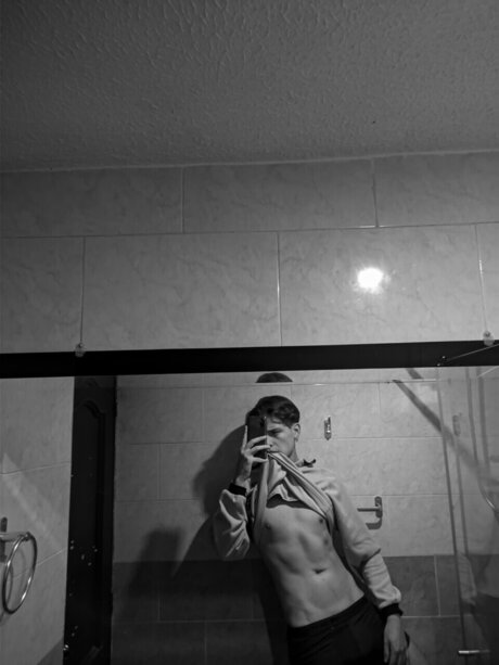Foto di nudo di fuga di OnlyFans di Felipe