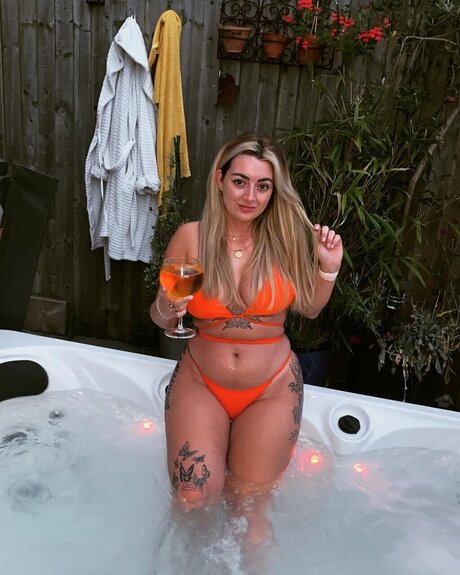 Foto di nudo di fuga di OnlyFans di Hannah Screen
