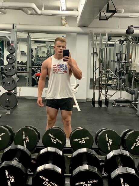Foto di nudo di fuga di OnlyFans di Mr9incher