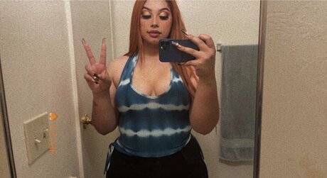 Foto di nudo di fuga di OnlyFans di Yazzy