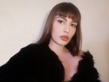 French Fantasy Babe