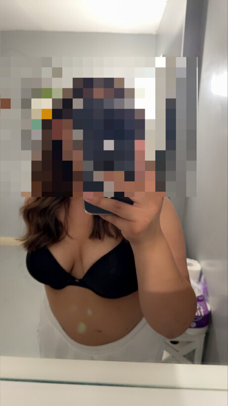 Foto di nudo di fuga di OnlyFans di Sassybaddie101