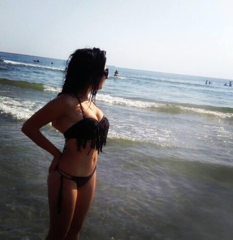 Foto di nudo di fuga di OnlyFans di Cristina Stoica