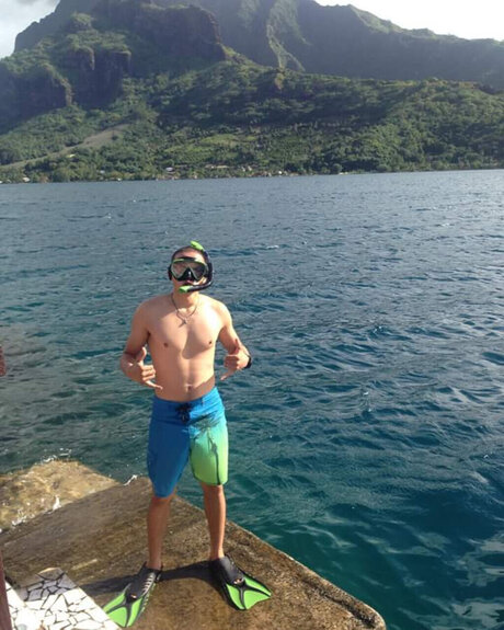 Foto di nudo di fuga di OnlyFans di Mountanddo