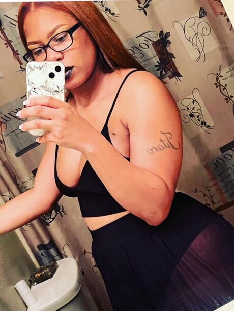 Foto di nudo di fuga di OnlyFans di Bella Nicole