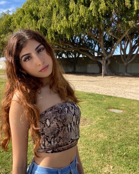 Jazmin Davalos