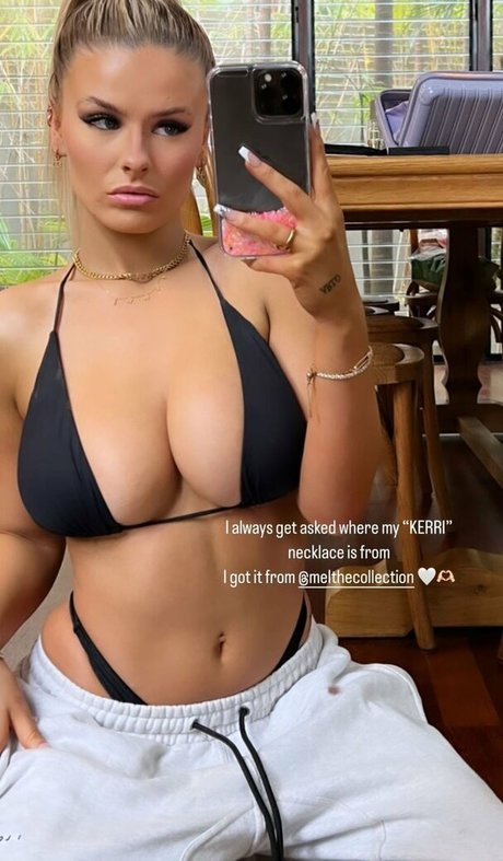 Foto di nudo di fuga di OnlyFans di Kandjbaby