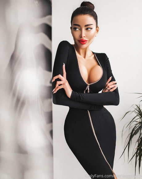 Alena Omovych