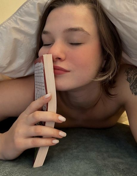 Foto di nudo di fuga di OnlyFans di Sveta Hurin