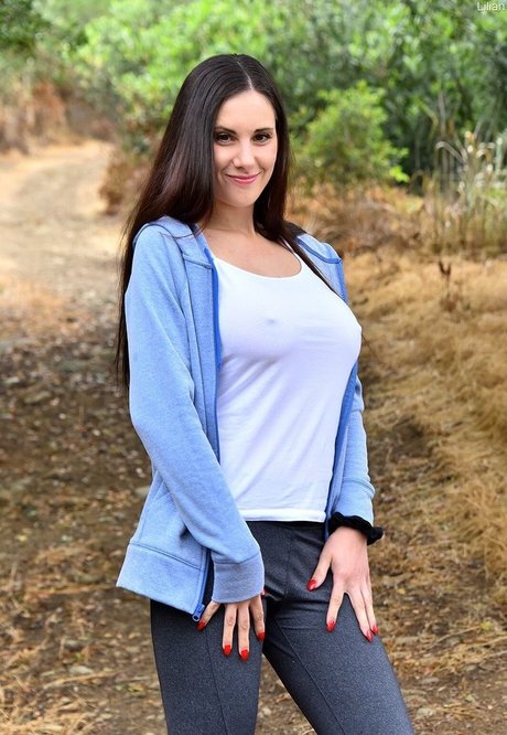 Lilian Stone