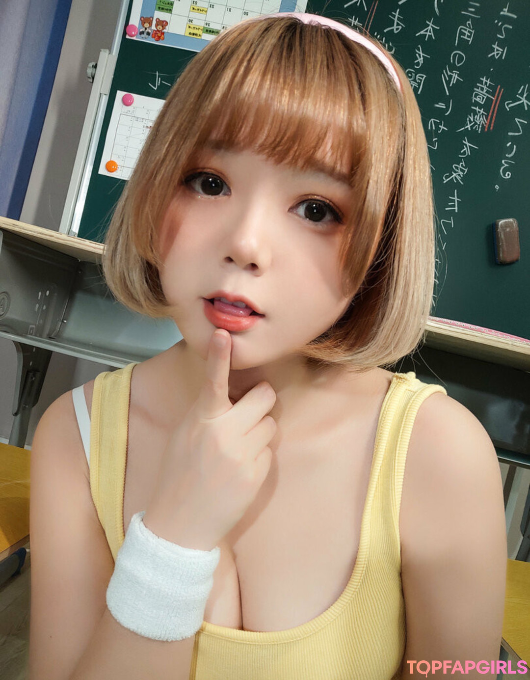 Foto di nudo di fuga di OnlyFans di Nikumikyo #1471