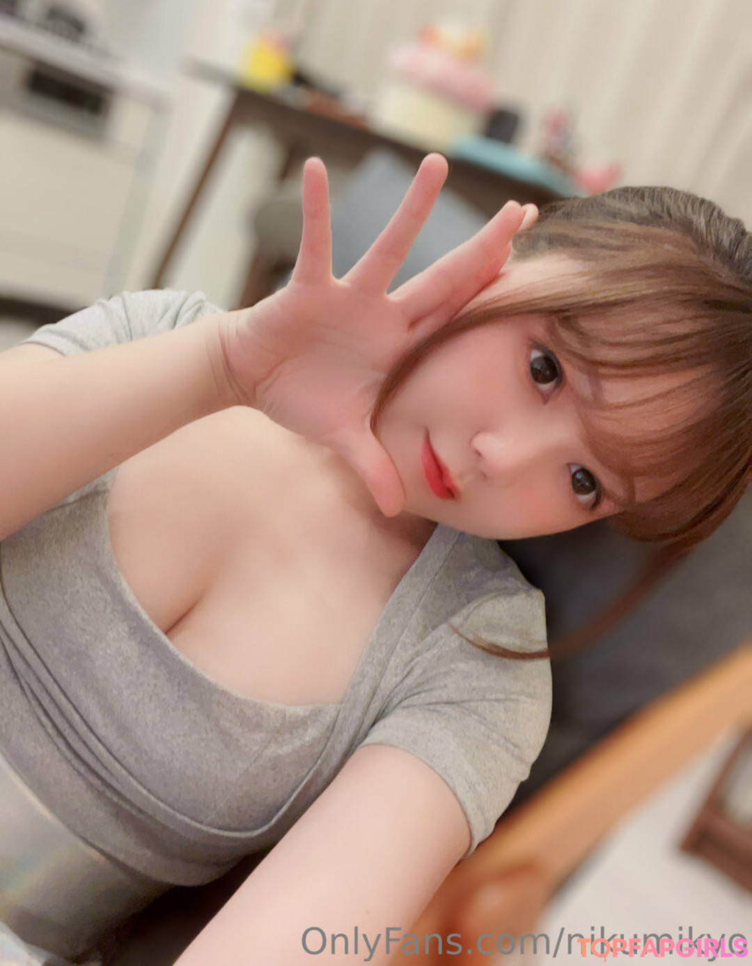 Foto di nudo di fuga di OnlyFans di Nikumikyo #1854