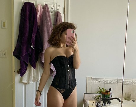Foto di nudo di fuga di OnlyFans di Gaiafaeye