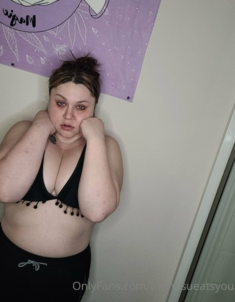 Foto di nudo di fuga di OnlyFans di Tiramisueatsyou