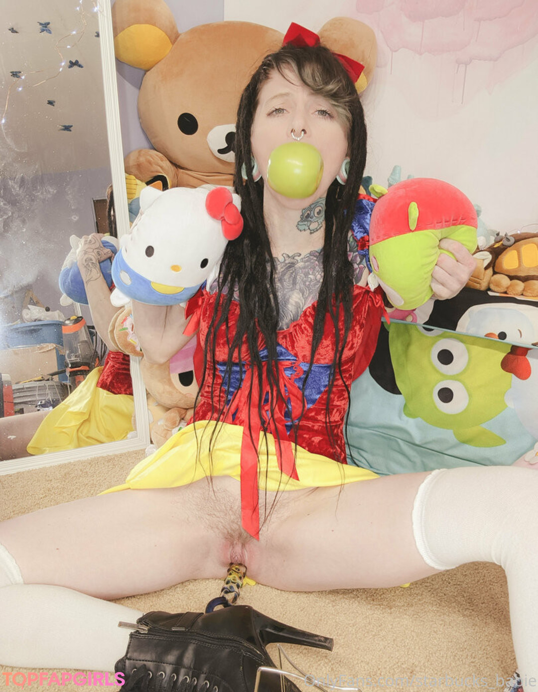 Foto di nudo di fuga di OnlyFans di Starbucksbabie #9 Foto di nudo di fuga di OnlyFans di Starbucksbabie #9