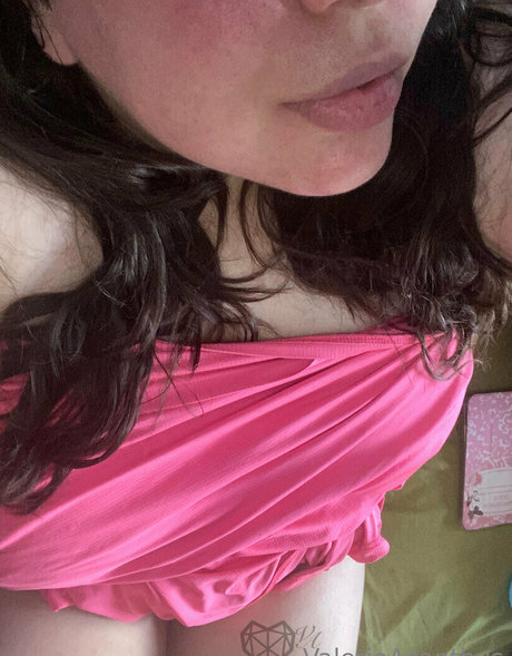 Foto di nudo di fuga di OnlyFans di Valacanthus