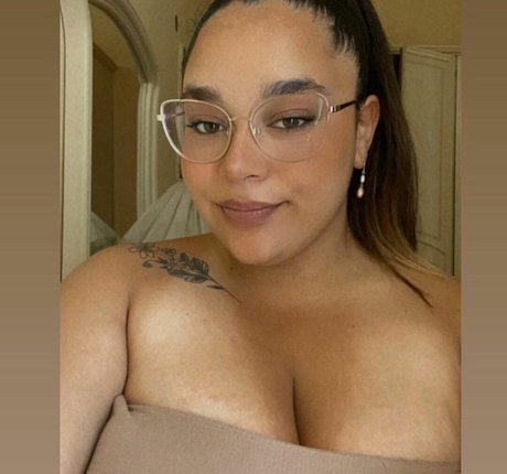Foto di nudo di fuga di OnlyFans di Letizia Scrivani
