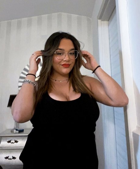 Foto di nudo di fuga di OnlyFans di Letizia Scrivani