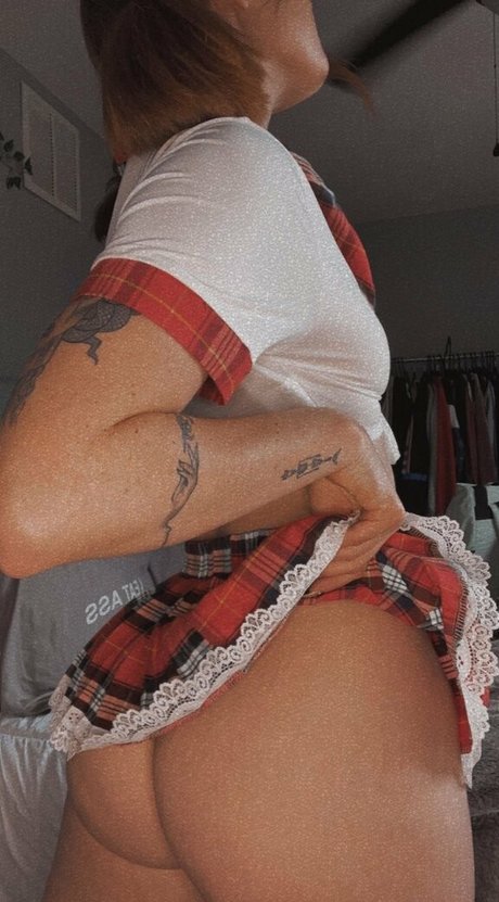 Foto di nudo di fuga di OnlyFans di Babyred