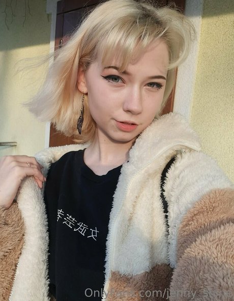 Foto di nudo di fuga di OnlyFans di Jennyshine