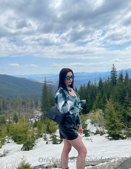 Angelina_crystal