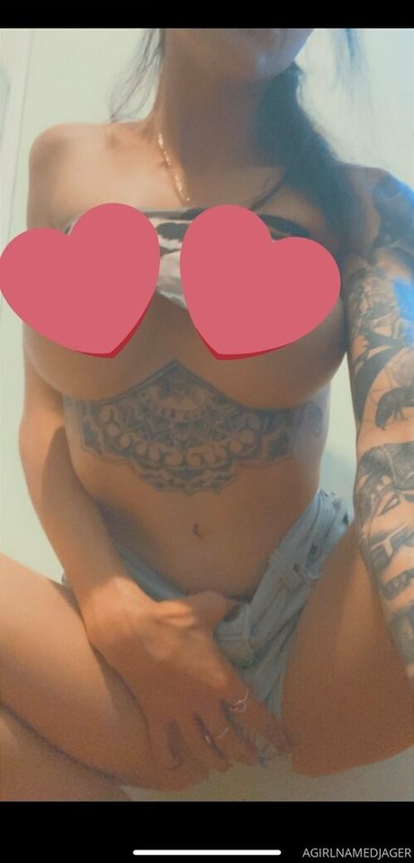 Foto di nudo di fuga di OnlyFans di Agirlnamedjager