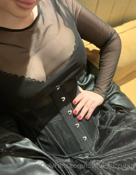 Foto di nudo di fuga di OnlyFans di Lustfulsuccubus