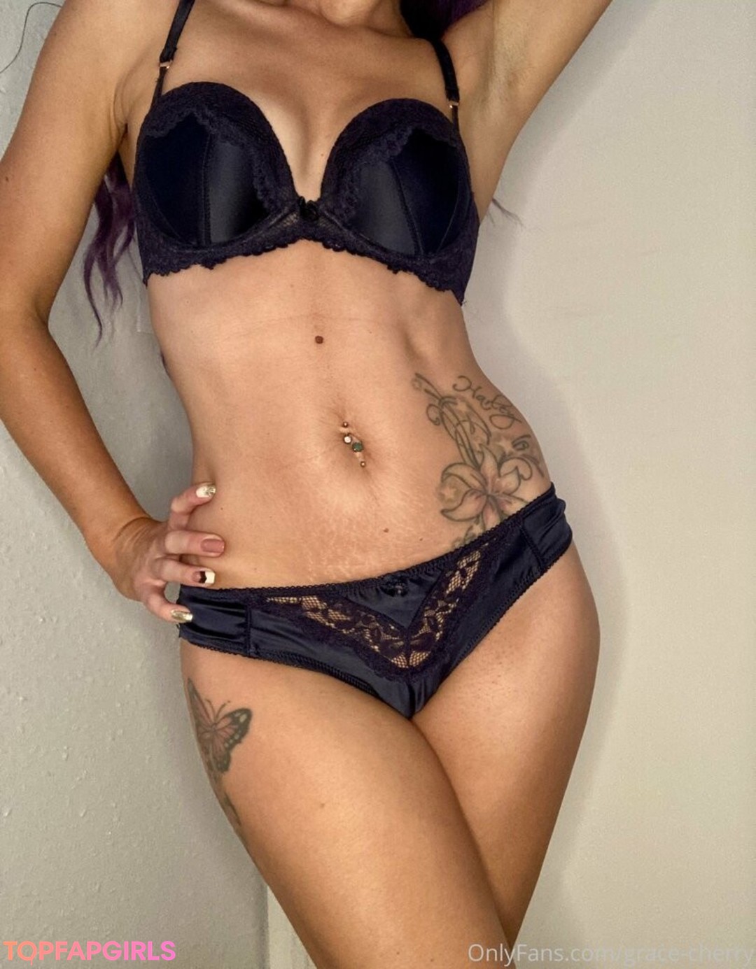 Foto di nudo di fuga di OnlyFans di Gracecherryofficial #38 Foto di nudo di fuga di OnlyFans di Gracecherryofficial #38