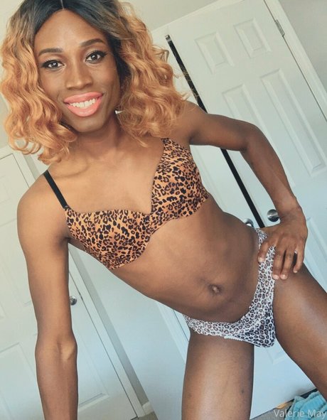 Foto di nudo di fuga di OnlyFans di Itsvaleriemay