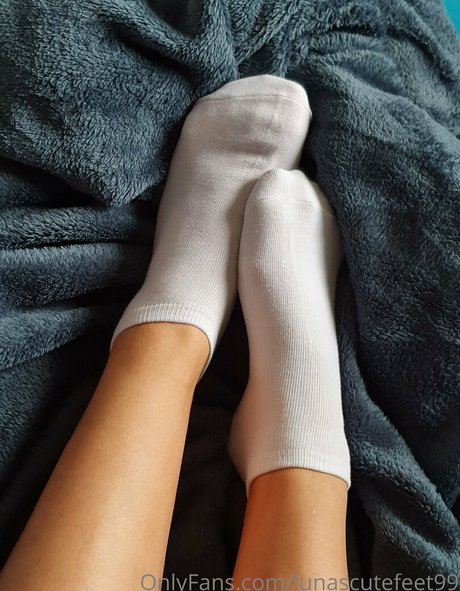 Foto di nudo di fuga di OnlyFans di Lunascutefeet99