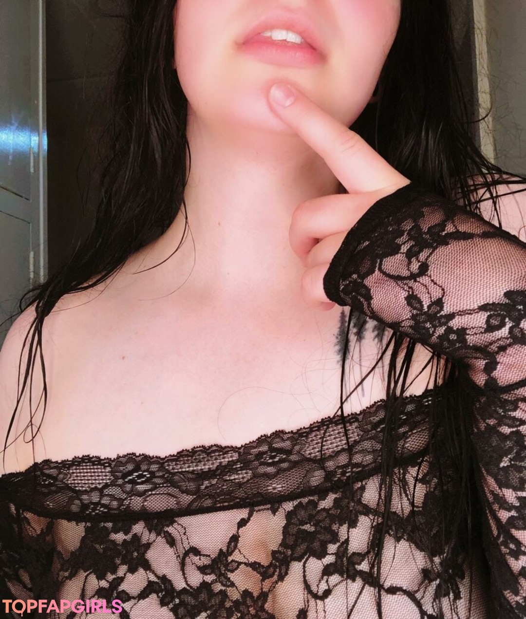 Foto di nudo di fuga di OnlyFans di Phoebemae #34 Foto di nudo di fuga di OnlyFans di Phoebemae #34