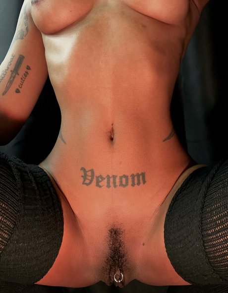 Foto di nudo di fuga di OnlyFans di Yungsadistic