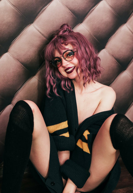 Foto di nudo di fuga di OnlyFans di Averia