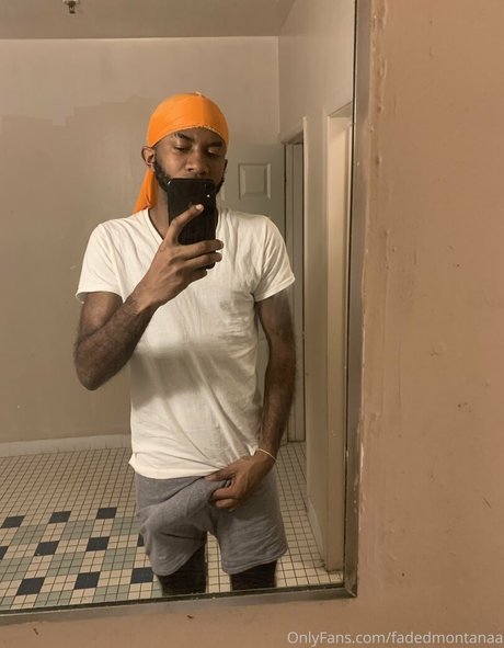 Foto di nudo di fuga di OnlyFans di Fadedmontana