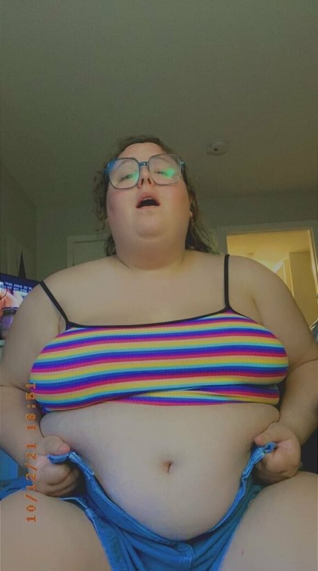 Foto di nudo di fuga di OnlyFans di Thekinkyjewess