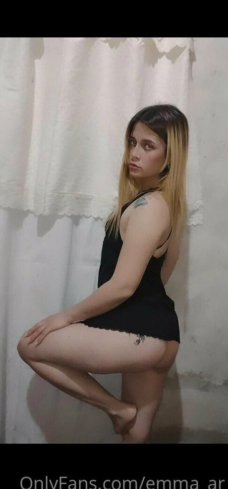 Foto di nudo di fuga di OnlyFans di Emmaar